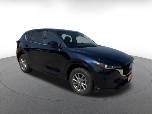 Used 2025 MAZDA CX-5 AWD 2.5 S w/ Preferred Package image 2