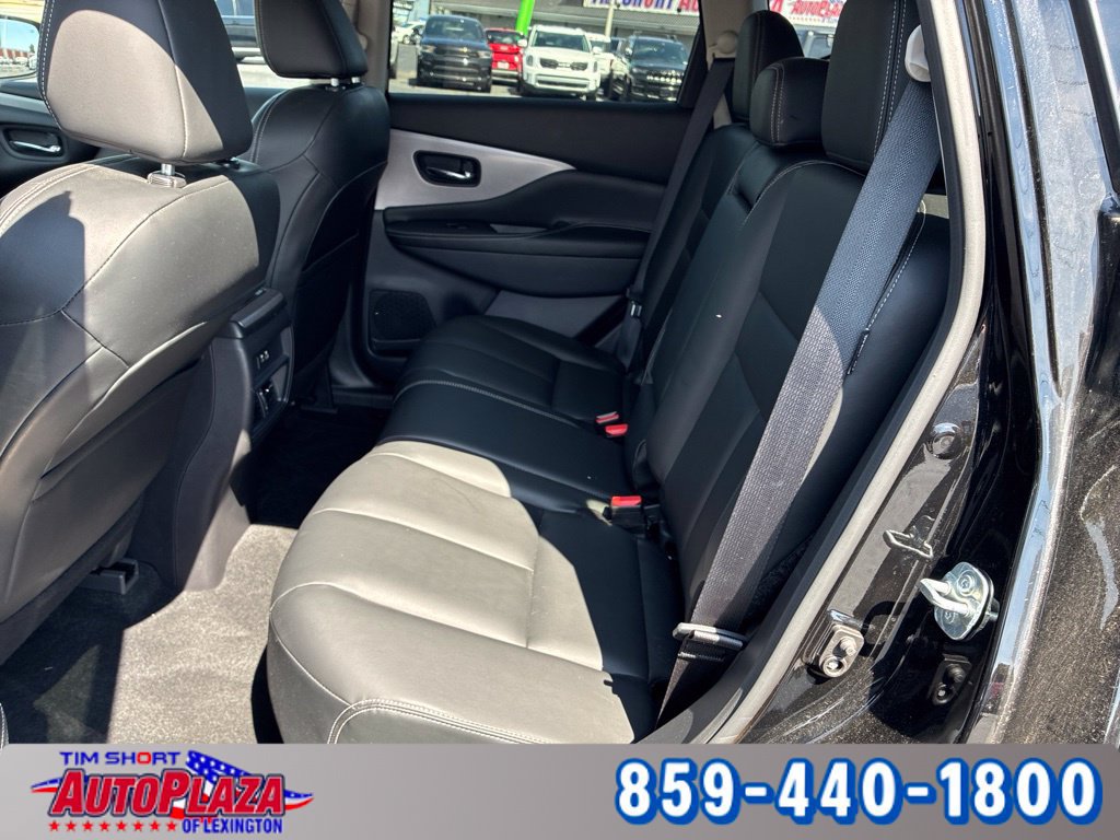 Used 2023 Nissan Murano SV w/ SV Midnight Edition Package AWD/4WD image 17