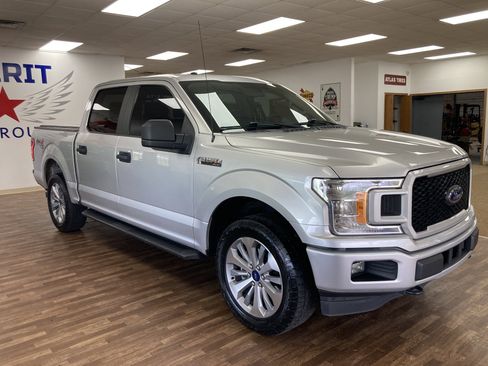 Used 2018 Ford F150 XL w/ Equipment Group 101A Mid AWD/4WD image 4