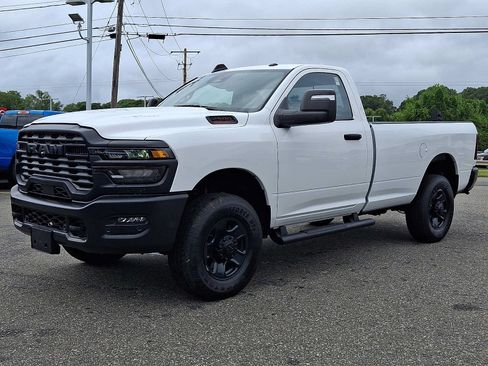 New 2026 RAM 2500 Tradesman AWD/4WD image 2