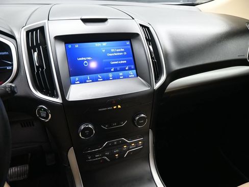 Used 2019 Ford Edge SEL w/ Equipment Group 201A FWD image 22