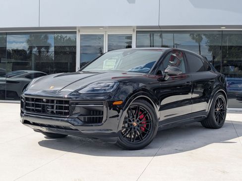 New 2026 Porsche Cayenne S image 1