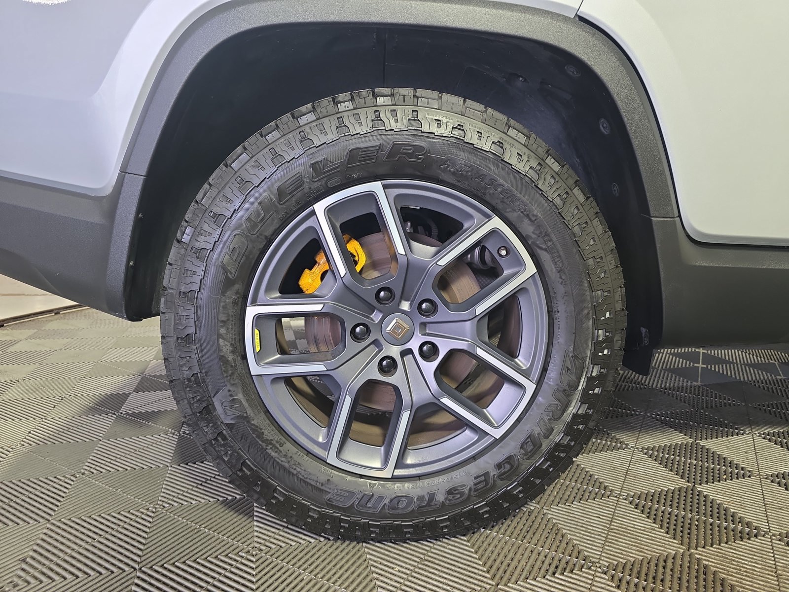 Used 2023 Rivian R1T Adventure Quad AWD/4WD image 12