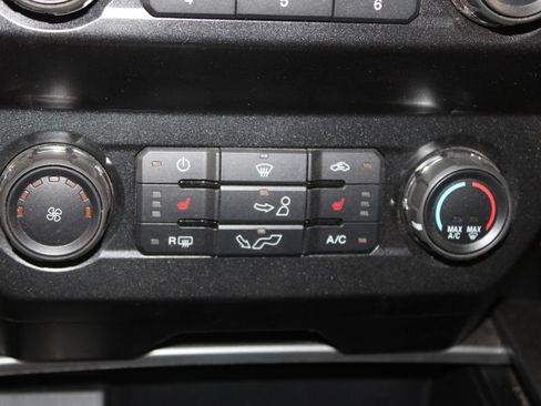 Used 2019 Ford F150 XLT w/ Equipment Group 302A Luxury AWD/4WD image 31