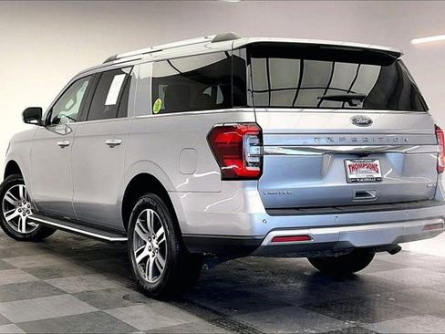 Used 2022 Ford Expedition Max Limited image 10
