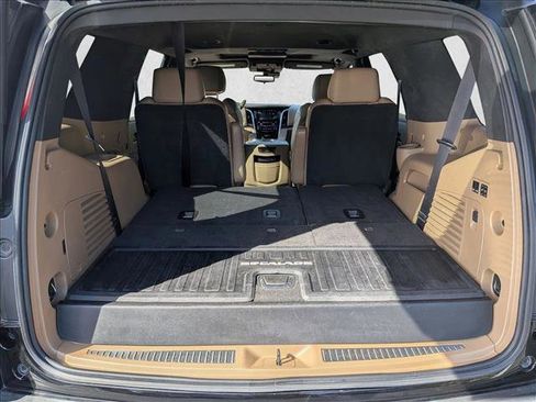 Used 2020 Cadillac Escalade Platinum AWD/4WD image 6