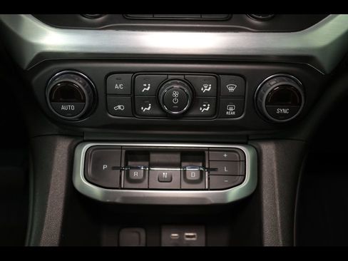 Used 2023 GMC Acadia SLE w/ Driver Convenience Package AWD/4WD image 27