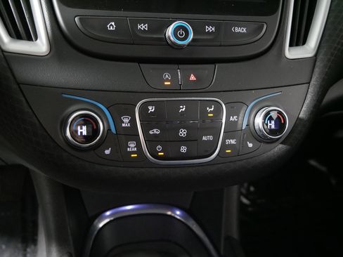 Used 2023 Chevrolet Malibu LT image 23