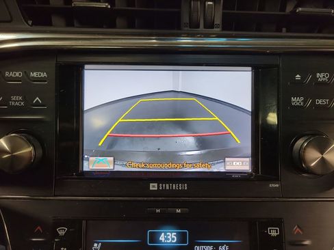 Used 2014 Toyota Avalon Limited w/ Technology Package FWD image 20