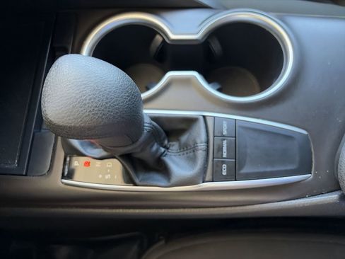 Used 2023 Toyota Camry LE w/ Convenience Package image 22