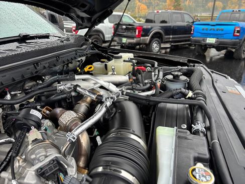 Used 2025 Ford F350 Platinum w/ Tremor Off-Road Package image 14