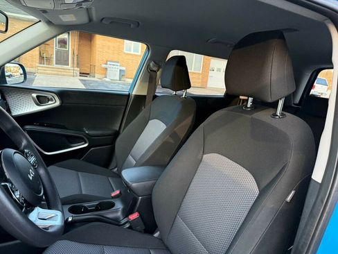 Used 2023 Kia Soul S image 15