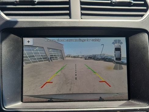 Certified 2019 Ford Explorer XLT w/ Equipment Group 202A AWD/4WD image 20