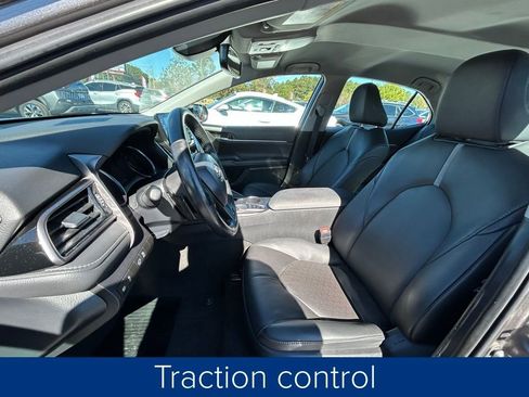 Used 2023 Toyota Camry XSE image 28