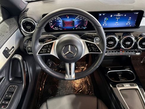Certified 2025 Mercedes-Benz CLA 250 4MATIC image 14