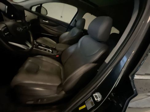 Used 2020 Hyundai Santa Fe Limited image 11
