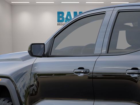 New 2026 GMC Canyon AT4 image 22