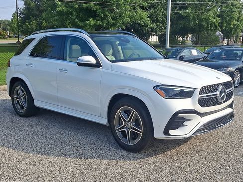 Used 2026 Mercedes-Benz GLE 450 4MATIC image 3