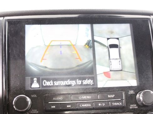Used 2020 Nissan Titan PRO-4X w/ Pro-4x Convenience Package AWD/4WD image 32