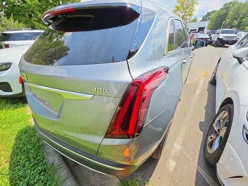 Used 2024 Cadillac XT5 Premium Luxury AWD/4WD image 3