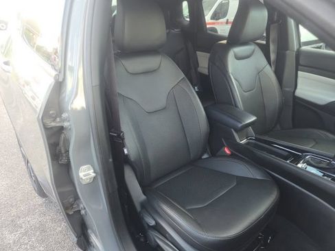 Used 2023 Jeep Compass Limited AWD/4WD image 20
