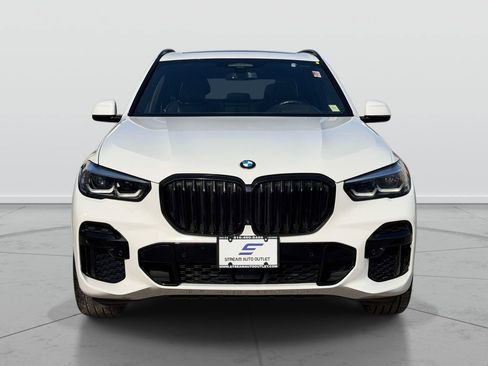 Used 2023 BMW X5 xDrive40i w/ M Sport Package image 2