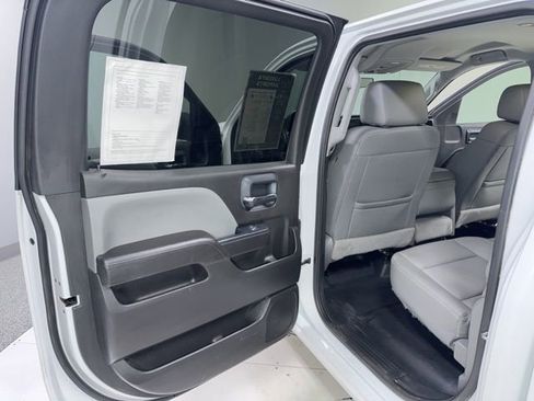 Used 2018 Chevrolet Silverado 1500 W/T AWD/4WD image 22