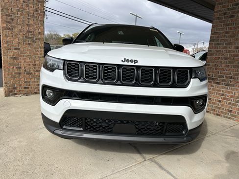 New 2026 Jeep Compass Limited image 20