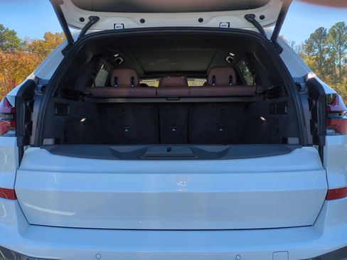 New 2026 BMW X5 xDrive50e w/ M Sport Package image 31