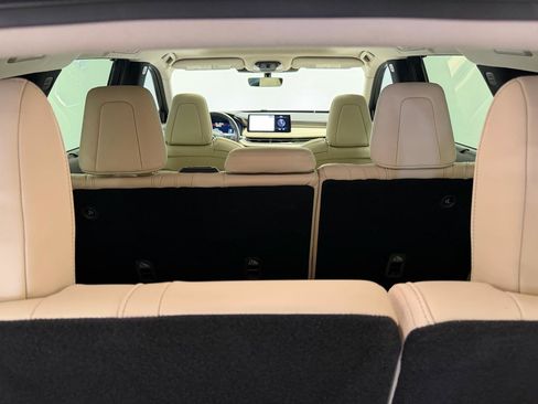 Used 2023 INFINITI QX60 Luxe w/ Cargo Package FWD image 39