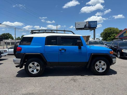 Used 2007 Toyota FJ Cruiser 2WD image 4