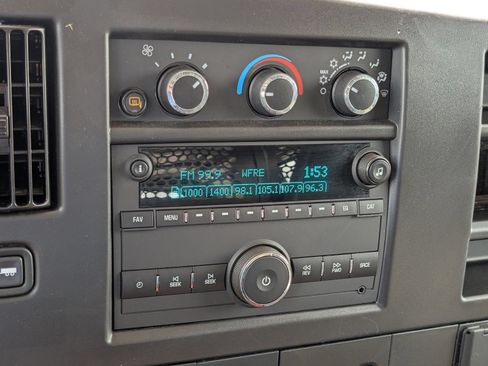 Used 2025 GMC Savana 2500 w/ Driver Convenience Package RWD image 24