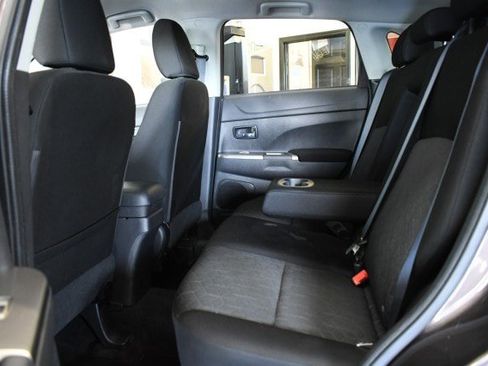 Used 2020 Mitsubishi Outlander Sport ES AWD/4WD image 16