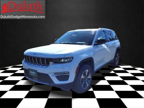 New 2023 Jeep Grand Cherokee 4WD 4xe image 1