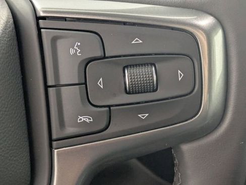 Used 2023 Chevrolet Silverado 1500 LT image 17