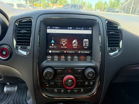 Used 2018 Dodge Durango R/T w/ Technology Group AWD/4WD image 25