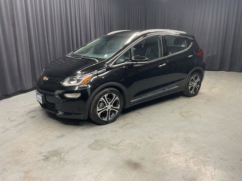 Used 2021 Chevrolet Bolt Premier w/ Infotainment Package image 2