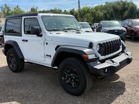 Used 2024 Jeep Wrangler Sport AWD/4WD image 8