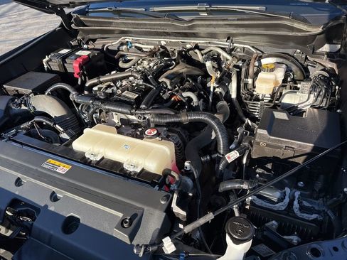 Used 2024 Toyota Tacoma TRD Off-Road w/ TRD Off Road Upgrade Package image 18