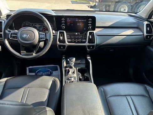 Used 2021 Kia Sorento EX w/ Panoramic Sunroof Package AWD/4WD image 21
