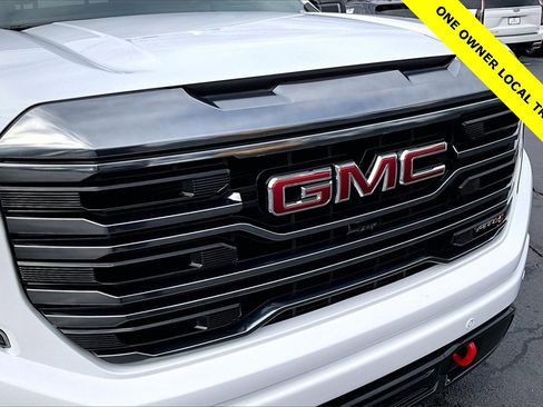 Used 2024 GMC Sierra 1500 AT4 w/ Technology Package image 29