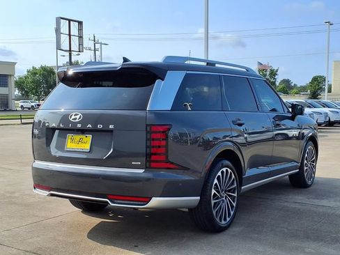 Used 2026 Hyundai Palisade Calligraphy AWD/4WD image 2