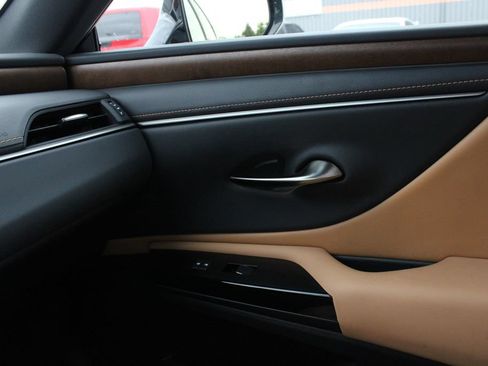 Used 2025 Lexus ES 350 w/ Technology Package FWD image 20