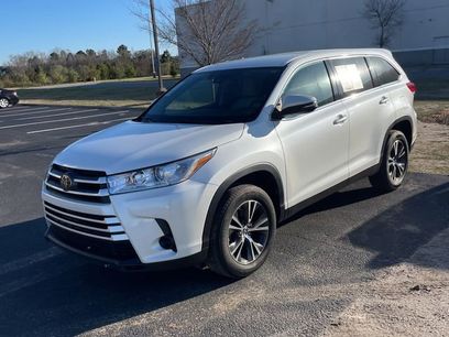 Used 2019 Toyota Highlander LE