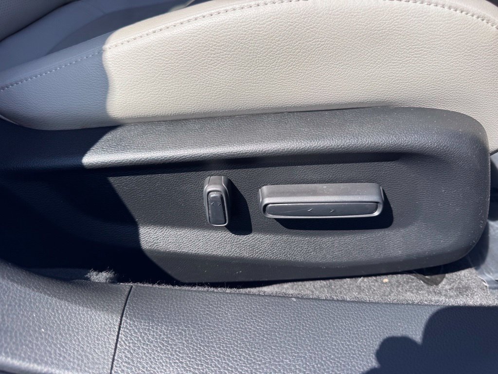 Used 2018 Honda Accord Touring image 21
