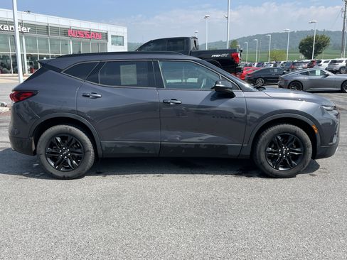 Used 2021 Chevrolet Blazer LT AWD/4WD image 2