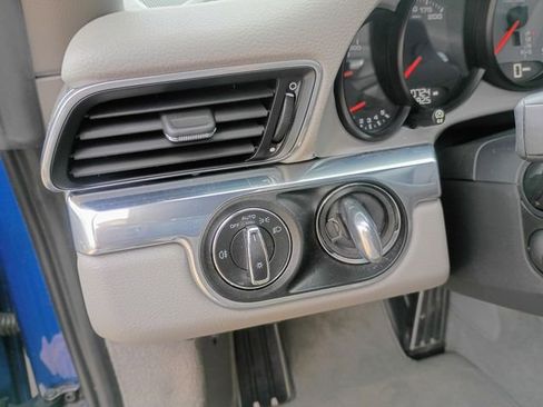 Used 2015 Porsche 911 Targa 4S image 32