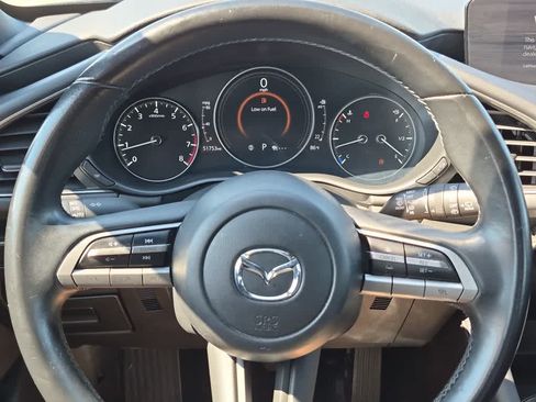 Used 2022 MAZDA MAZDA3 s FWD image 15