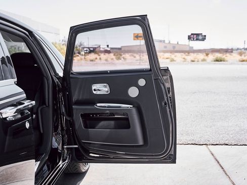 Used 2014 Rolls-Royce Ghost RWD image 27