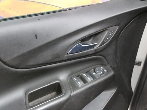 Used 2022 Chevrolet Equinox LT FWD image 13